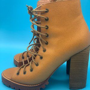 9.5 NWOB Free People Jeffery Campbell Lace up Heel
